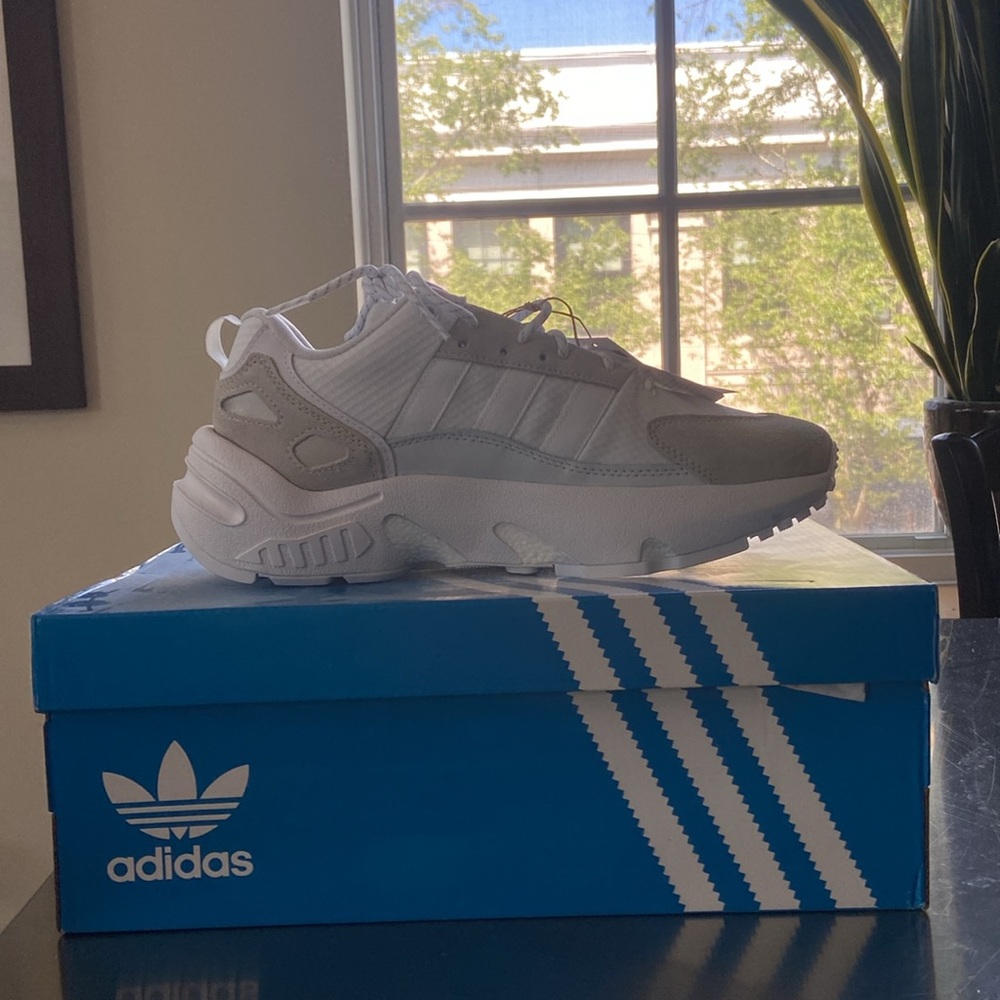 Adidas ZX 22 Boost - brand new
